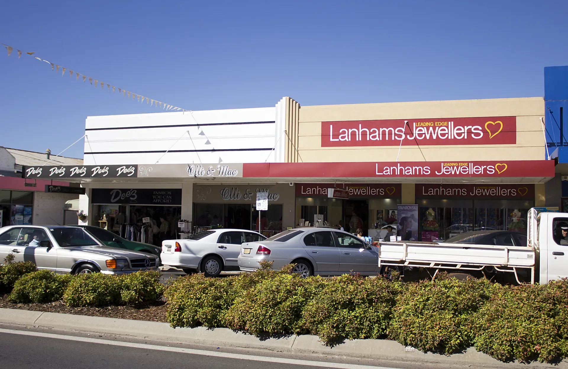 Pine Avenue, Leeton — row of heritage retail shops